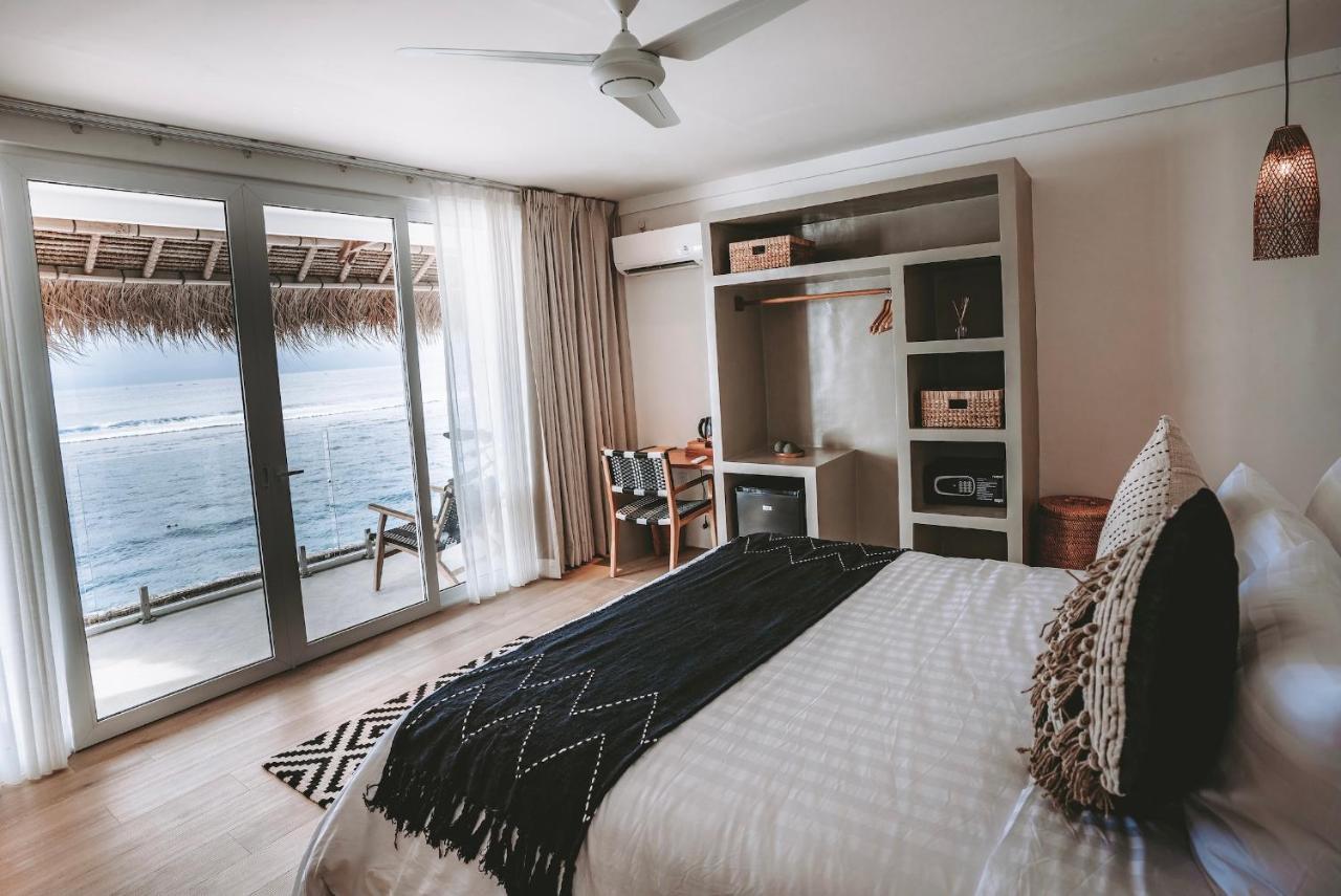 Legends Beachfront Resort Uluwatu Exteriör bild