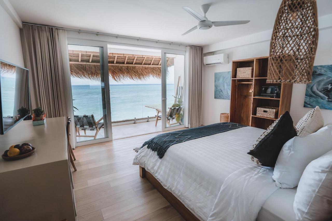 Legends Beachfront Resort Uluwatu Exteriör bild