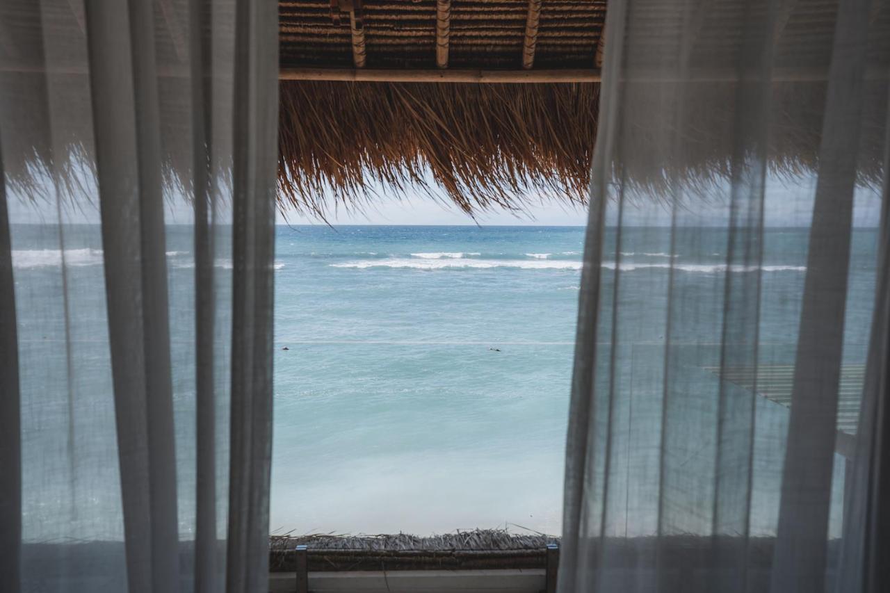 Legends Beachfront Resort Uluwatu Exteriör bild